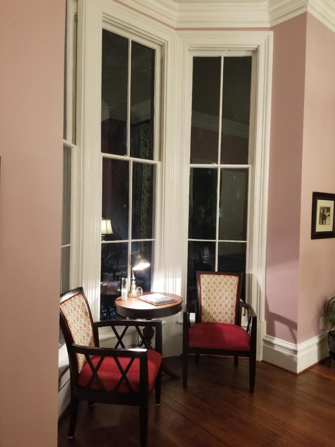 Thomas Weihs Haus Bed & Breakfast ซาวานนาห์ ภายนอก รูปภาพ