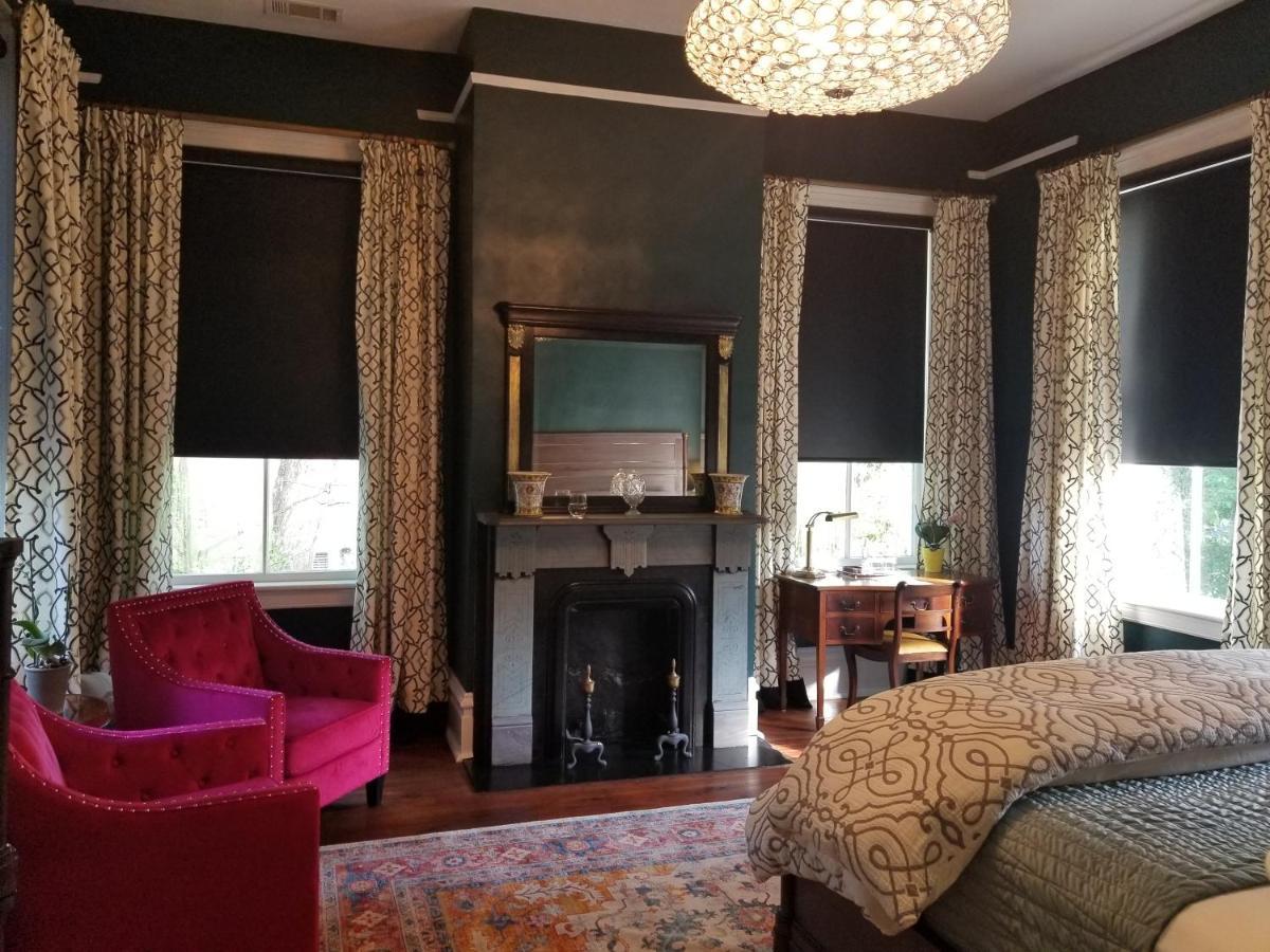 Thomas Weihs Haus Bed & Breakfast ซาวานนาห์ ภายนอก รูปภาพ